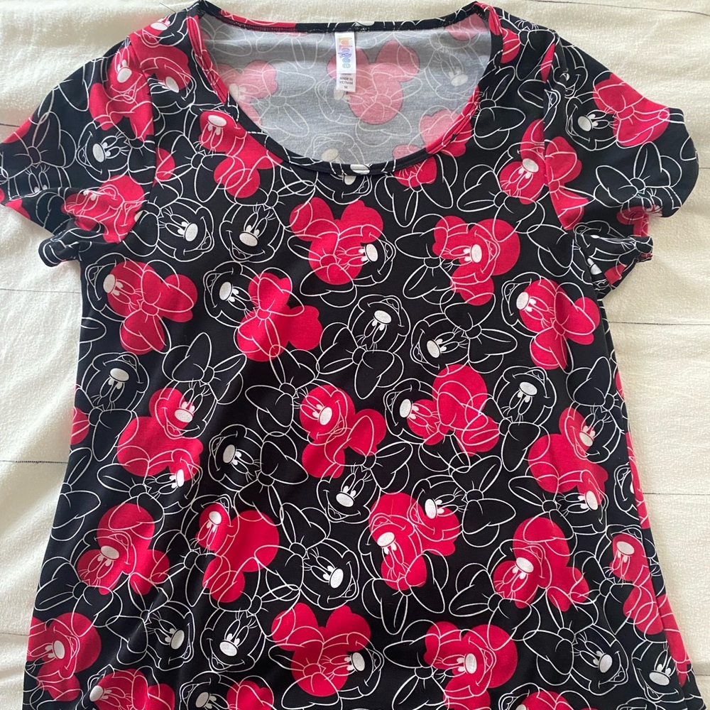 Lularoe Disney Classic Tee Minnie